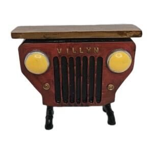 Villyn Red Jeep Front Home Decor Piece